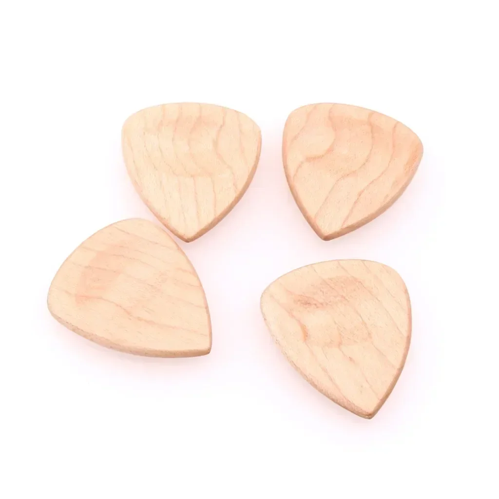 Wooden Acoustic Guitar Pick Plectrums Hearted Shape Pick Red Sandalwood Rosewood Guitars Accessories Stringed Musical Instrument