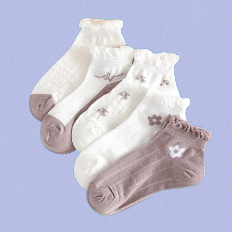 Chaussettes courtes en polyester pour femmes, 5/10 paires, nouvelle mode, invisibles, brodées, mignonnes, respirantes, bateau, 2024