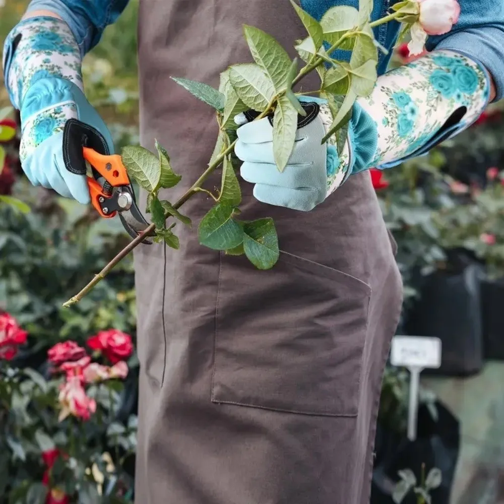 1 Pair Durable Long Gardening Gloves Anti-Puncture Forearm Protection Rose Pruning Gloves Long Elbow Design Cowhide Leather