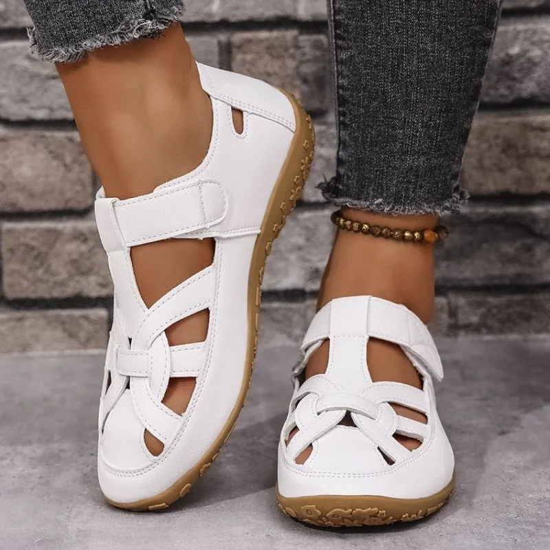 Neue Sommer-Loafer Damen-Sandalen Komfortable Flache Gehsandalen mit Geschlossener Zehenpartie Strandschuhe Damenschuhe