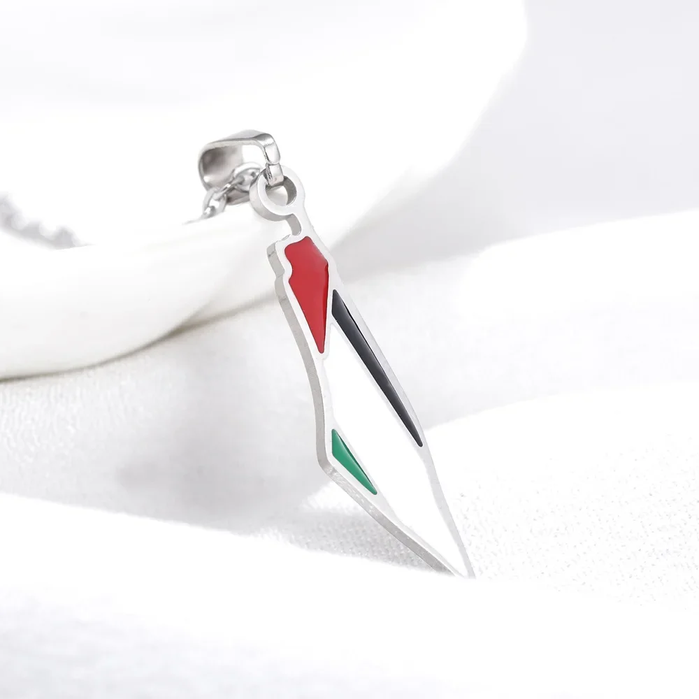 YILUOCD Map of Palestine Pendant Necklace Drip Oil Palestine Map Necklace for Women  Palestinians Ethnic Jewelry Gift Wholesale