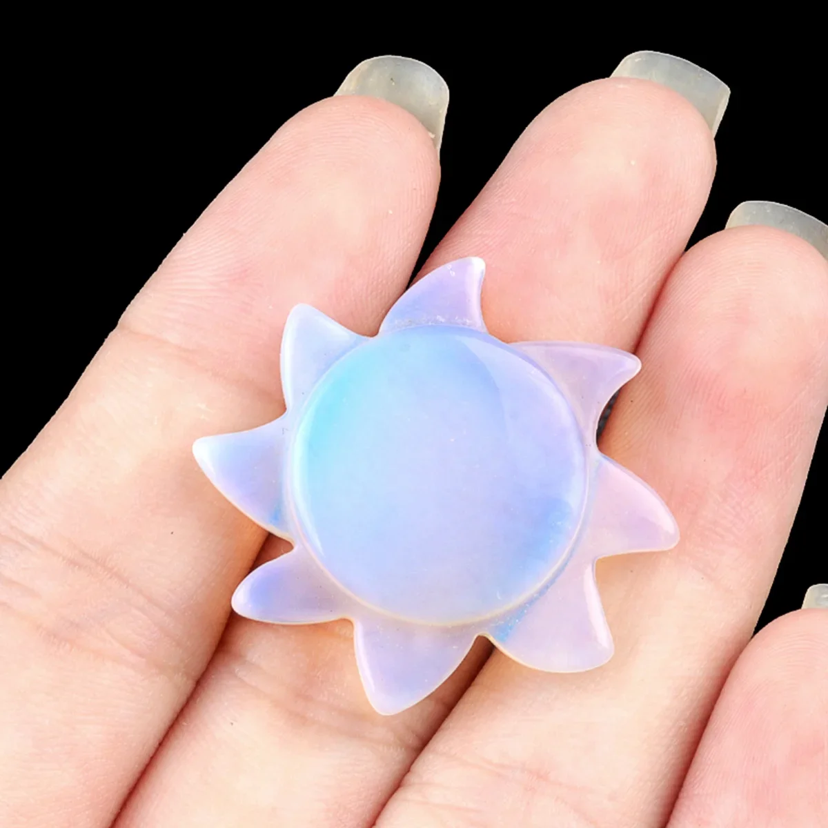 Gemstone Sun Ornament for Home Decoration Handmade Craved Healing Chakra Crystal 28mm Solar Pendant Figurine Sculpture