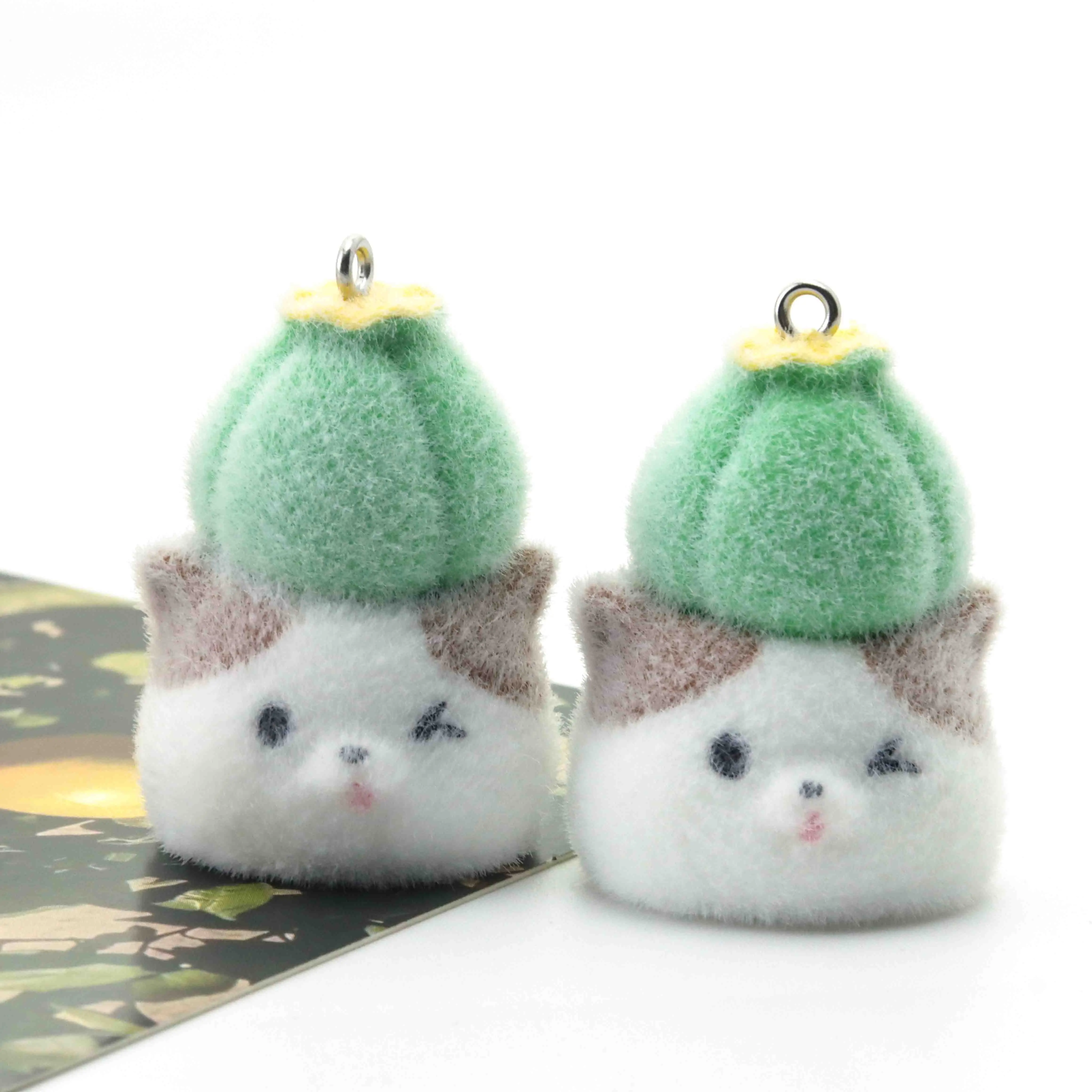 

10pcs Flocking Resin Cartoon Three-dimensional Cat Pendant Charms For Jewelry Making Necklace Pendant Accessories