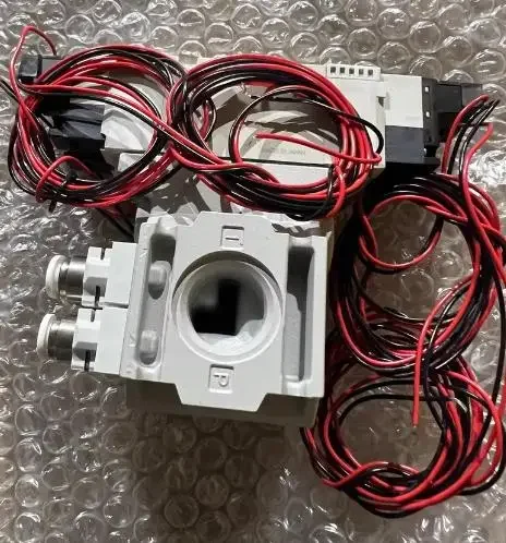 CXU30-4G2-FL471412, CKD valve block, new