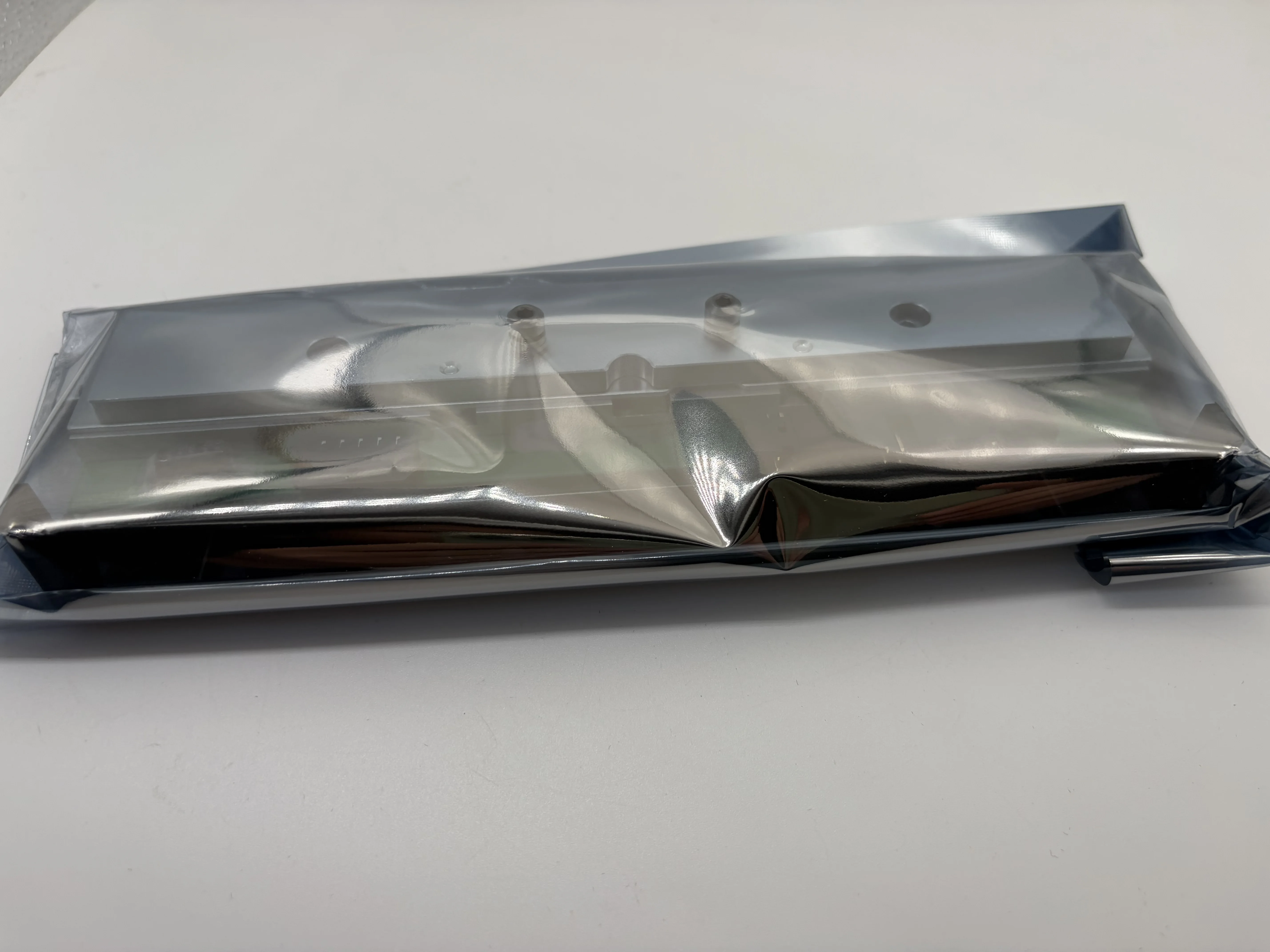 

for zt421 TBM printhead ZT 421 Free shipping new original printhead For ZT421 300dpi Thermal Barcode Label Printer ZT-421