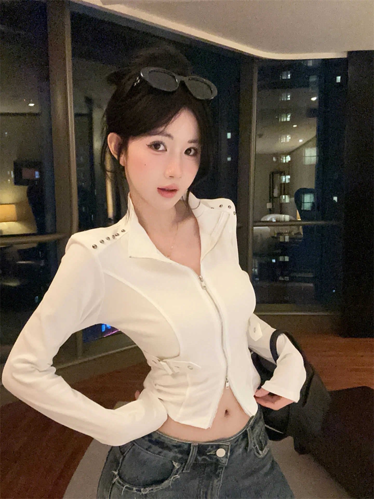 アメリカンスタイルのホットガール迷彩柄ダブルジッパーオープンカーディガンロングスリーブレディースTシャツスリムフィットファッショナブルベースシャツ...