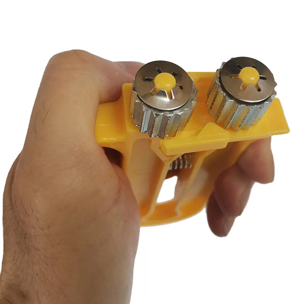 Bee Hive Frame Wire Crimper Tool – Heavy-Duty Beekeeping Tool for Pulling & Securing Wires on Nest Frames
