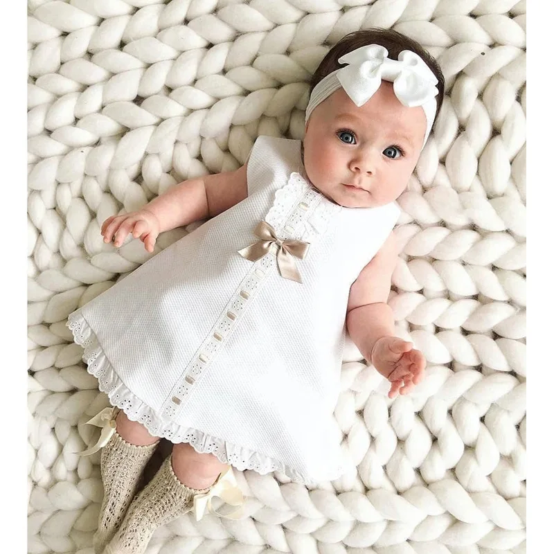 Summer Fashion Baby Newborn Sleeveless Solid Color O-neck Dress Baby Girl Birthday Dress White Dress Princess Dress with Bowtie