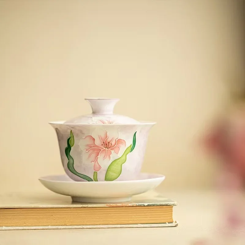 150ML Pure Hand-painted Stacked Carved Lily Fragrant Cover Bowl Sancai Cover Bowl with Bottom Support Tea Bowl Ceramic TeaSet