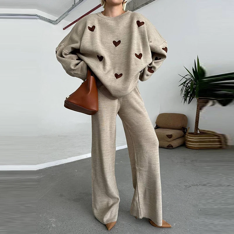 Casual O Neck Long Sleeved Sweater Outfit Elegant Loose Straight Pants Suit Autumn Winter Heart-shaped Print Knitted 2 Piece Set