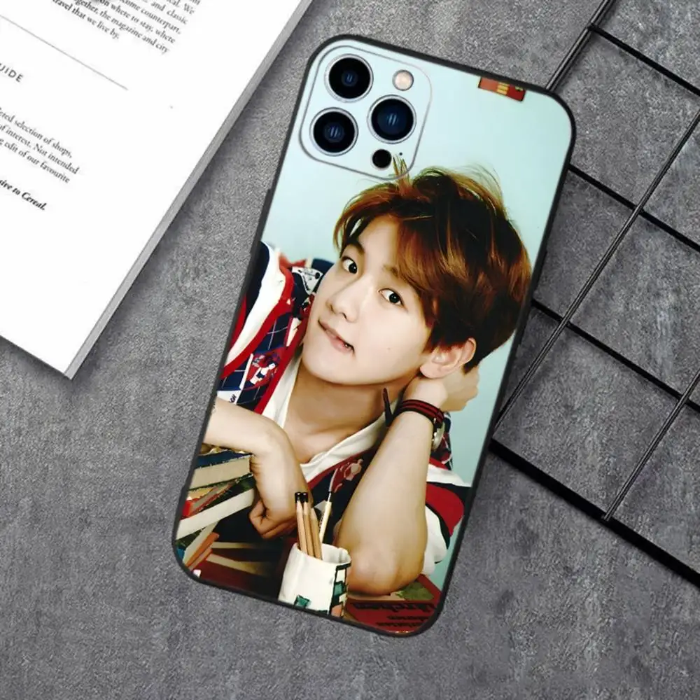 حافظة هاتف B-BaekHyun E-EXO لهاتف iPhone 16e,16,15,14,13,12,11,XS,XR,X,8,7,Pro,Max,Plus,mini غطاء أسود من السيليكون