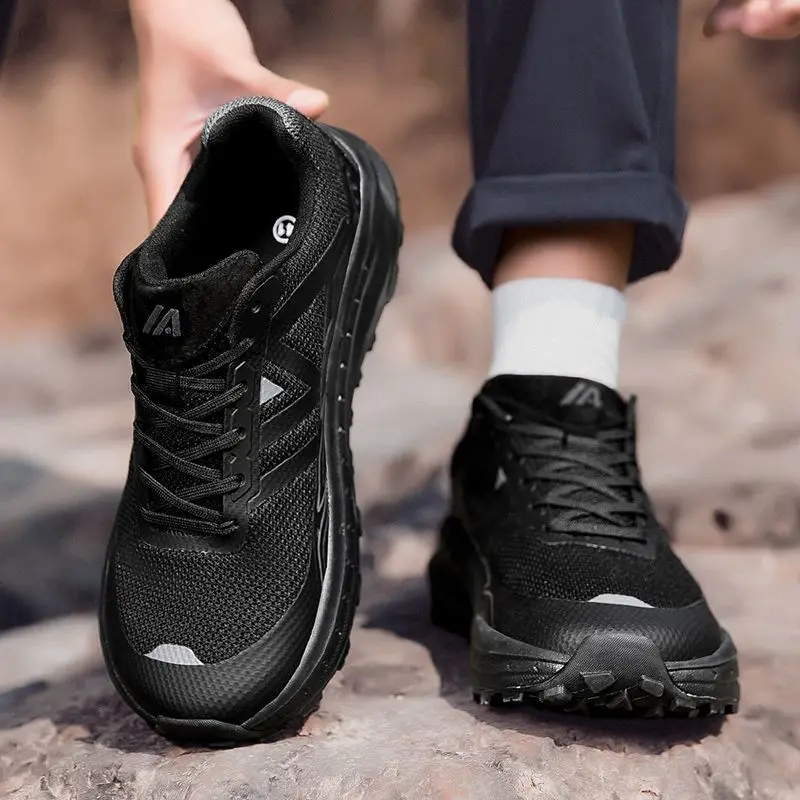 

Professional fashion wear mountaineering shoes Neutral high quality leather hiking shoes Men's non-slip walking boots Outdoor fi