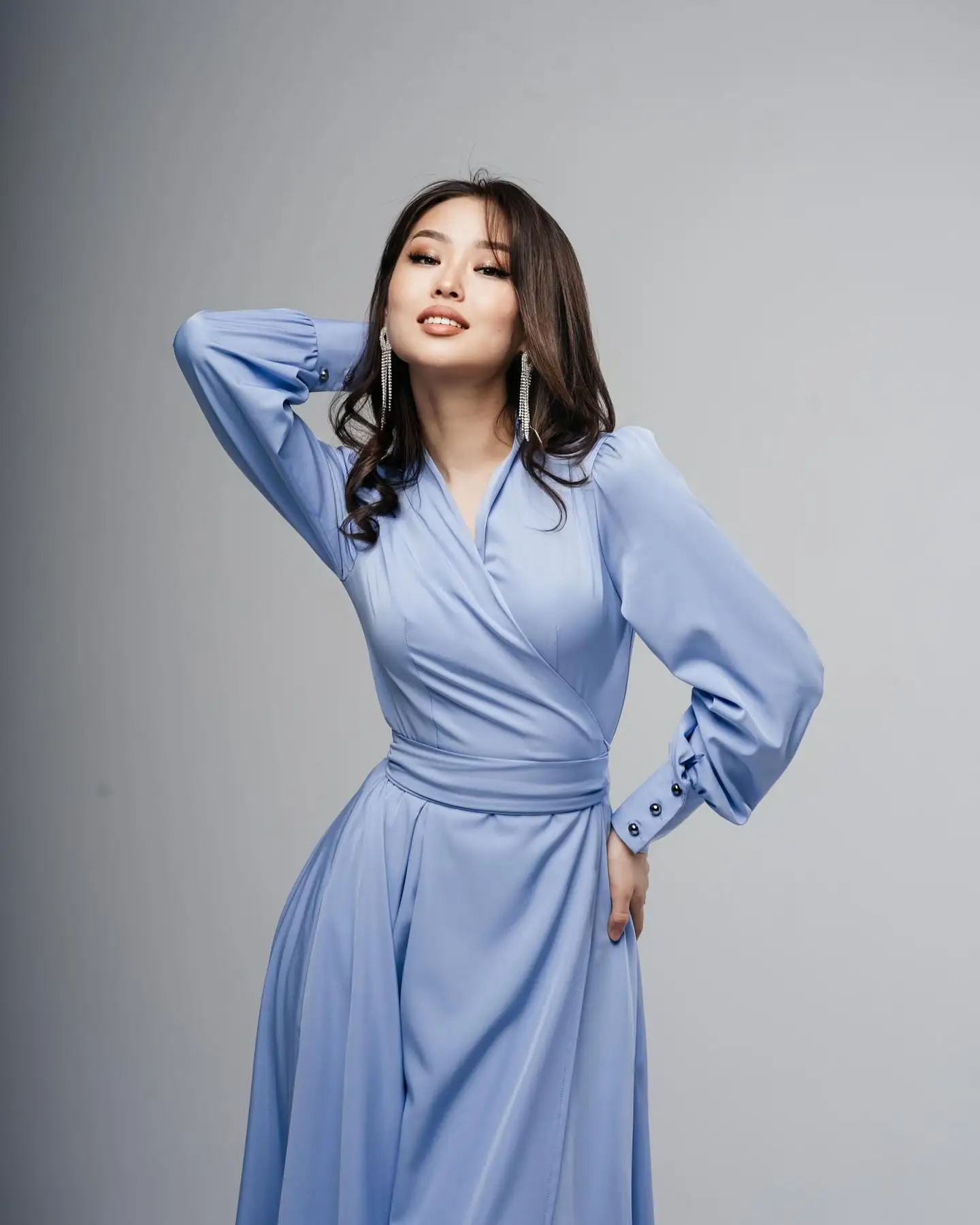 Вечернее платье по индивидуальному заказу с v-образным вырезом и открытыми плечами, длинными рукавами, платья для выпускного вечера, трикотаж с скользящим шлейфом и пуговицами сзади, платья знаменитостей