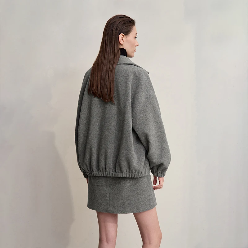 AMII Women's Coat 2026 Winter Minimalism Warm Loose Long Sleeve Lady Jacket Zipper Versatile Woolen Coat Woman Clothing 12524027