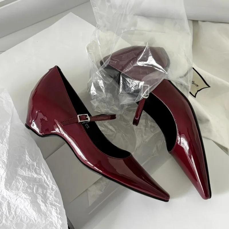 5CM French Style High Heels with Inward Height Increase, Women's Straight Buckle Strap, Thick Heel, Pointed Toe Single Shoe