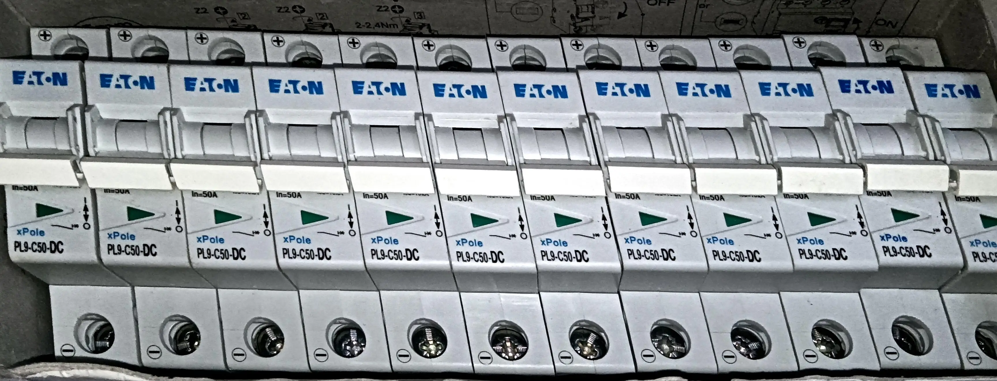 

New Eaton circuit breaker PL9-C2-DC PL9-C3-DC PL9-C4-DC PL9-C6-DC PL9-C10-DC PL9-C16-DC PL9-C25-DC PL9-C40-DC PL9-C50-DC