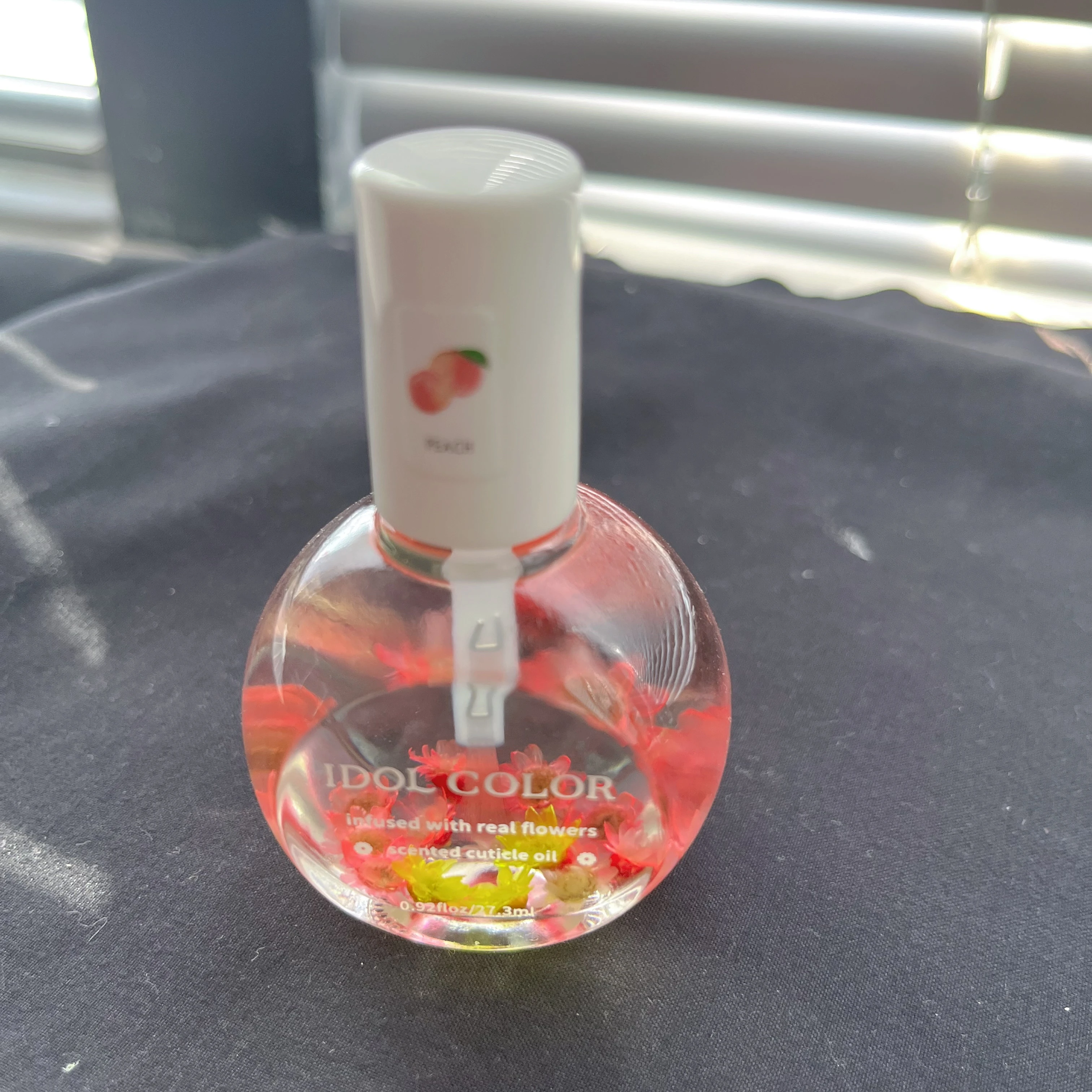 대형 병 네일 영양제 오일, 말린 꽃 포함, 손톱 가장자리 보습 및 큐티클 수리용 큐티클 오일, 0.92 FLOZ