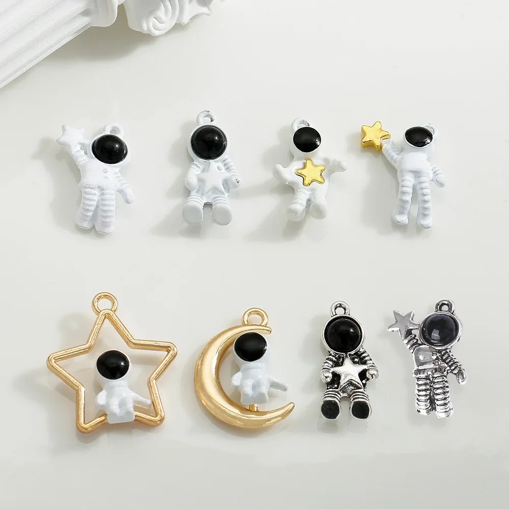 

Cute astronaut pendant diy jewelry accessories, sun, moon and stars oil-dripping earrings, earrings and other accessories
