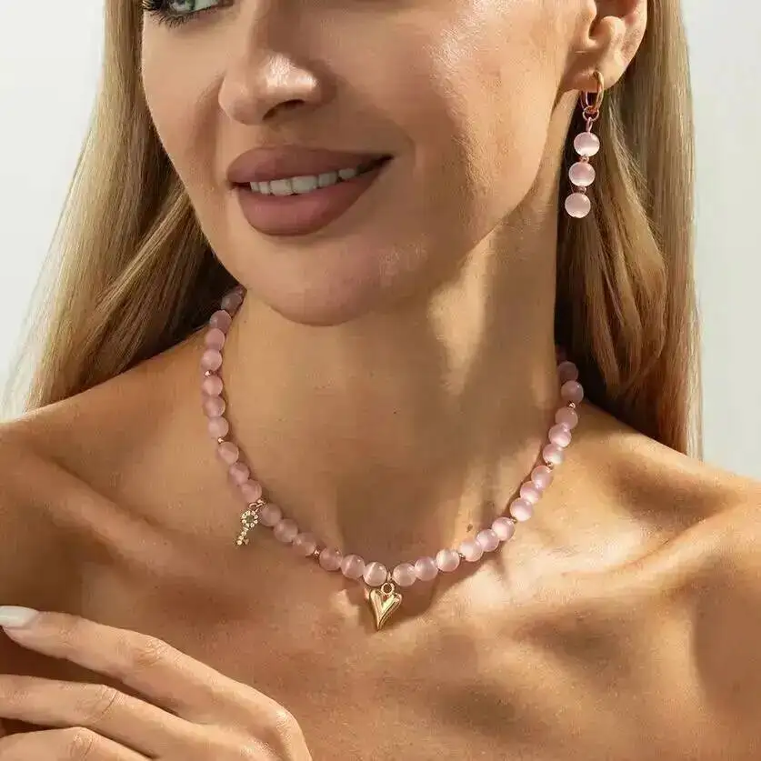 IngeSight.Z 2026 Y2K رائعة الزجاج عقد من اللؤلؤ طقم من الحلقان المرأة سحر الخوخ القلب قلادة سلسلة الترقوة مجوهرات
