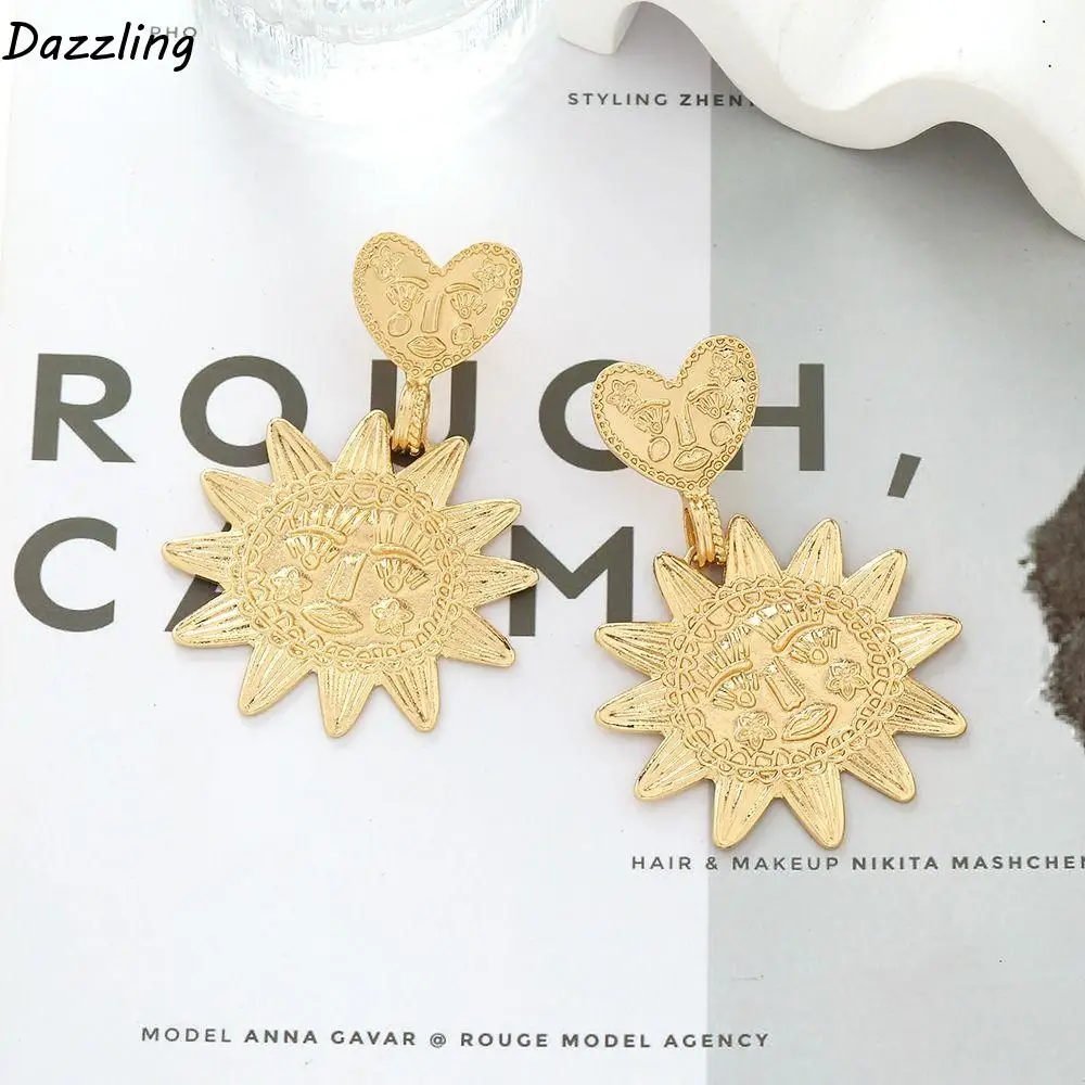 Banquet Mental Heart Sun Dangel Earring Textured Simplicity Face Sunflower Earrings Retro Elegant Ear Stud Women