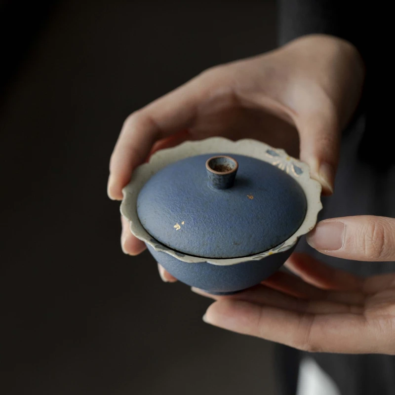 

90 мл нарисованная вручную ромашка Гайвань, ручная работа, индиго, синяя чайная подставка, чайная чаша с крышкой, комплект чайника, крышка, чаша, набор аксессуаров, подарок