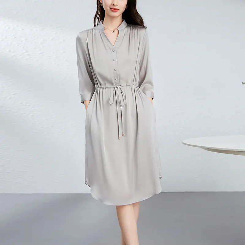 فستان نسائي 92.3% حرير 7.7 سباندكس برقبة على شكل V نصف كم برباط حتى الخصر فساتين غير رسمية على الموضة