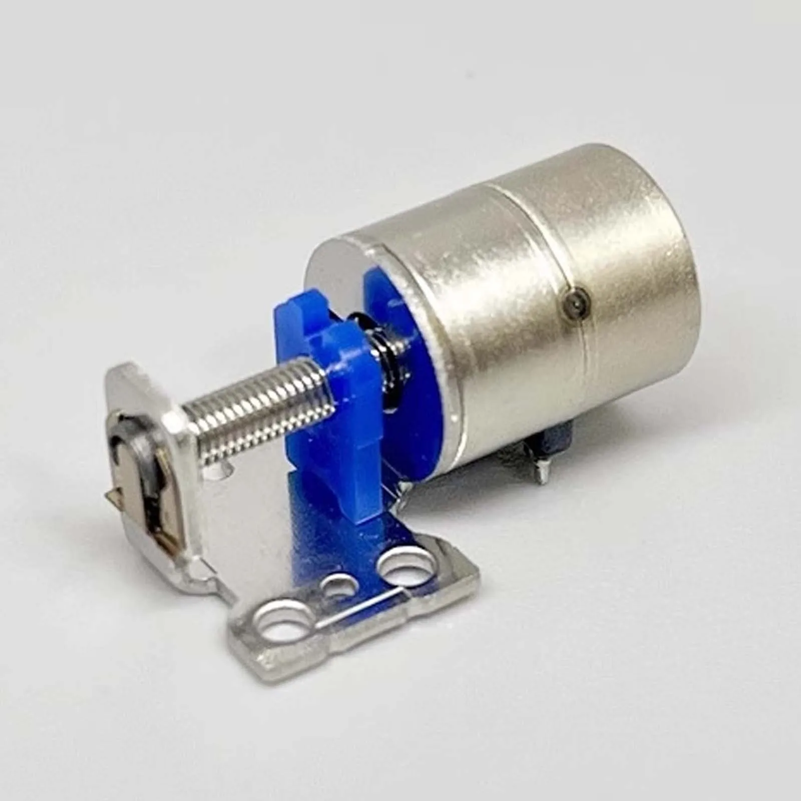 

2-phase 4-wire 6.5mm Micro Stepper Motor Lead Screw/Slide Camera Focus Mini Motor