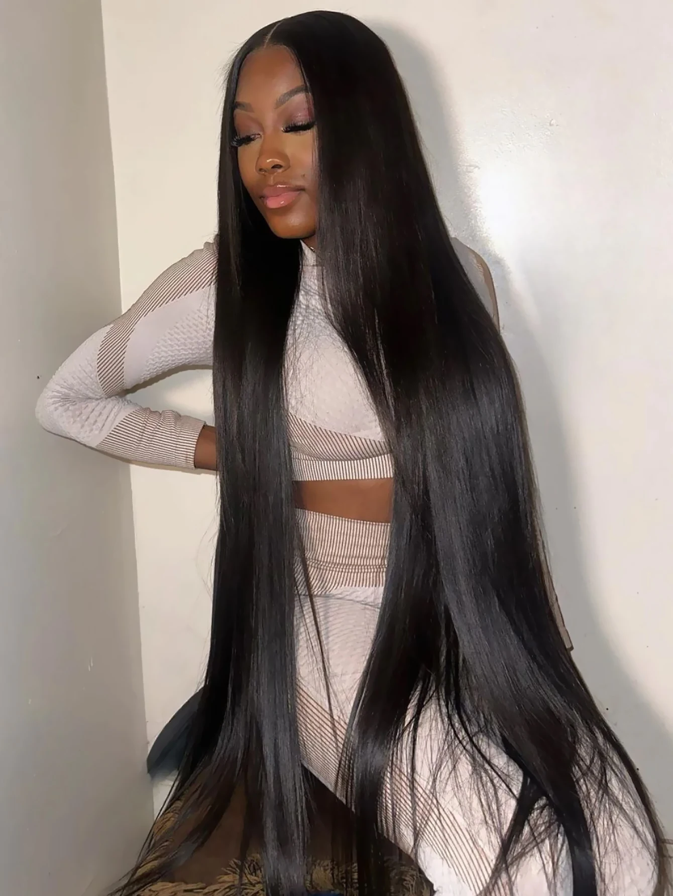 วิกผมตรงแบบผูกเชือกด้านหน้า ความหนาแน่น 200% ผมแท้ 13x4 HD โปร่งใส วิกผมแท้แบบผูกเชือกด้านหน้าสำหรับผู้หญิง ผมแท้ตรง