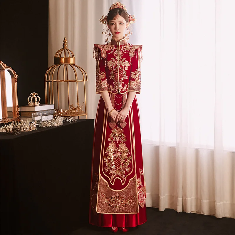 Bride Clothing Vintage Red Velour Qipao Exquisite Sequin Embroidery Cheongsam Chinese Style Wedding Dress Marriage Suit