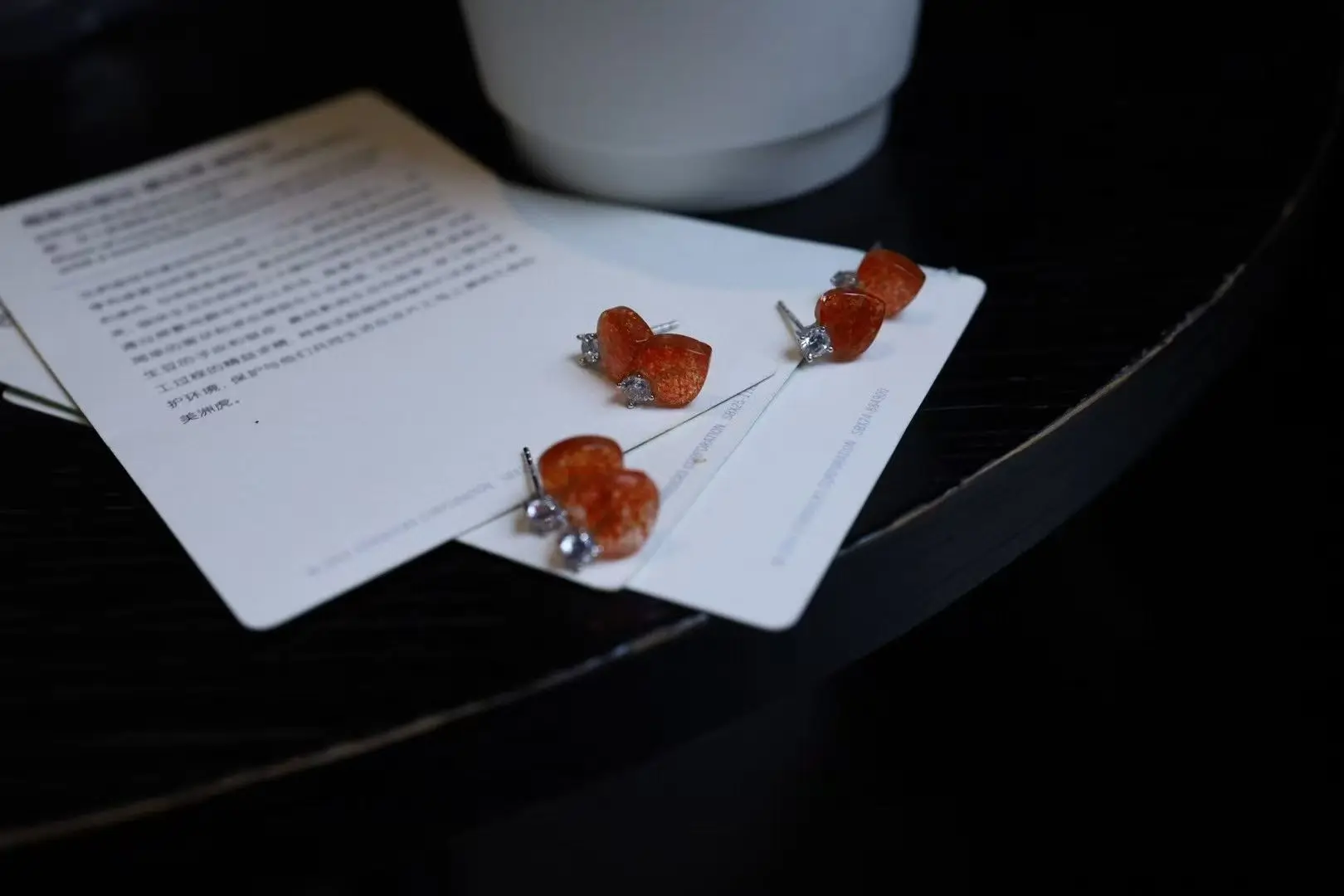 

Guaranteed 925 Silver Natural Tanzanian Sunstone Ear Stud Sparkling Energy Stone Moissanite Heart Ear Stud Wife Birthday Gifts