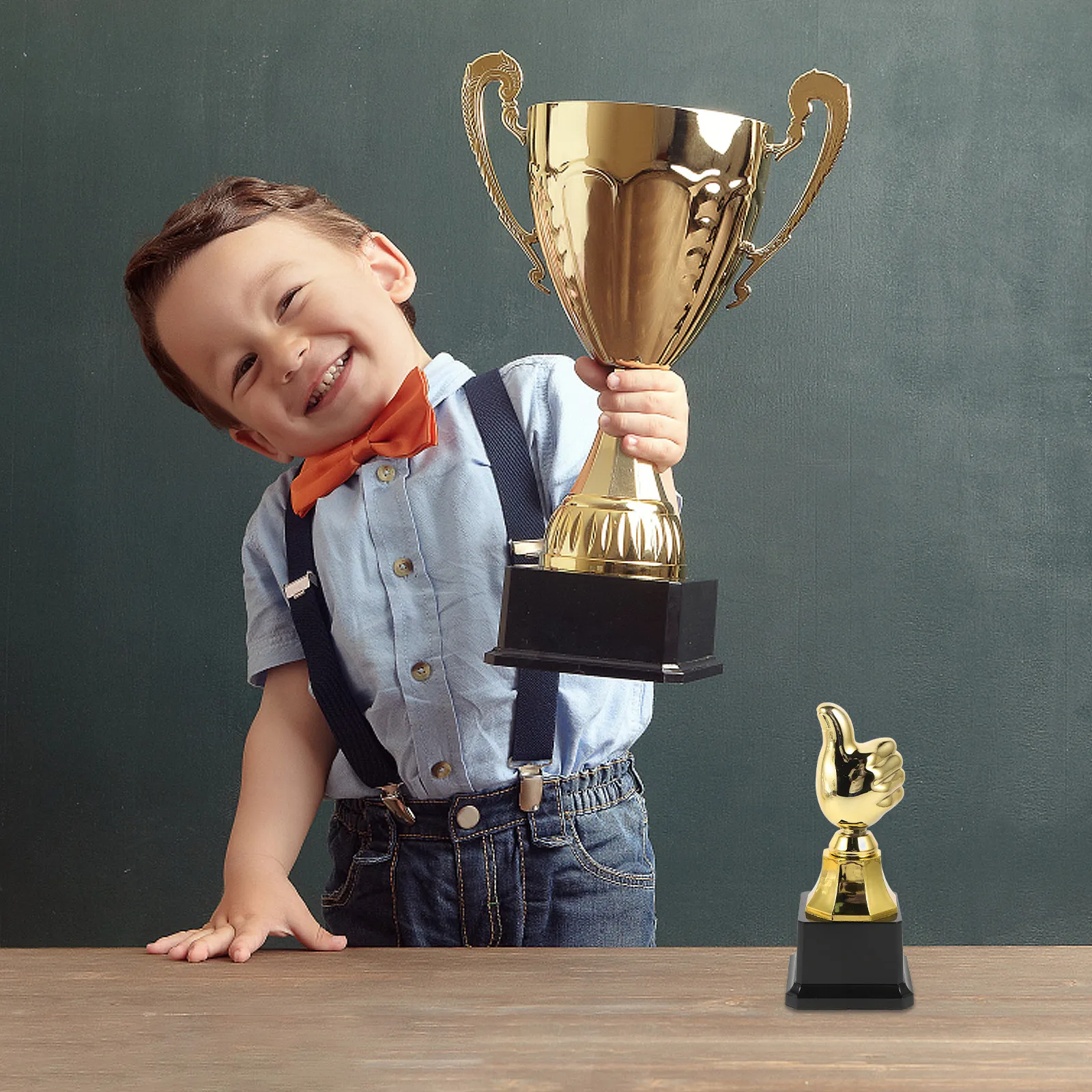 Plastic Thumbs Up Trophy Cute Award Decoration for Home Party Celebration Motivational Award Trophy Ornament Plastic Trophies