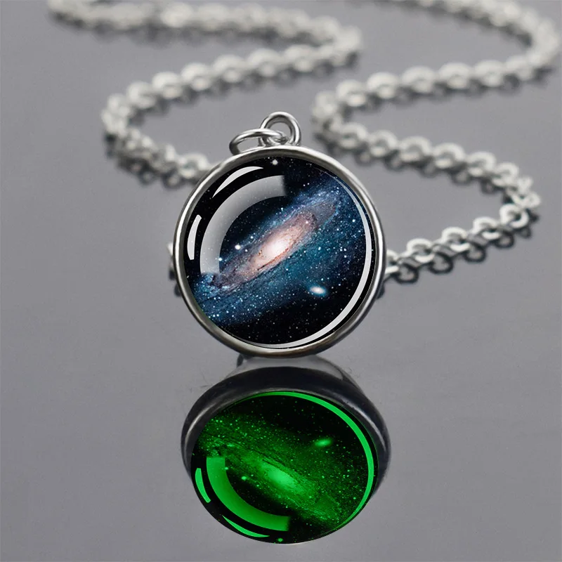 Kosmisch Zwart Gat Hanger Jupiter Maan Glazen Bal 16Mm Hanger Metaallegering Ketting Mode Hemelplaneet Sieraden Verjaardagscadeau