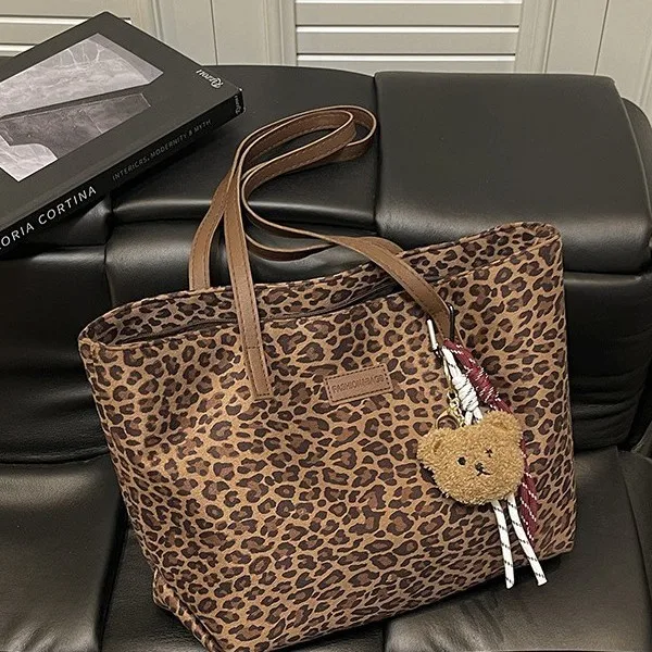 2025 Nova sacola com estampa animal para mulheres, bolsa de ombro retrô chique, bolsa crossbody casual espaçosa, espaçosa e sofisticada ​