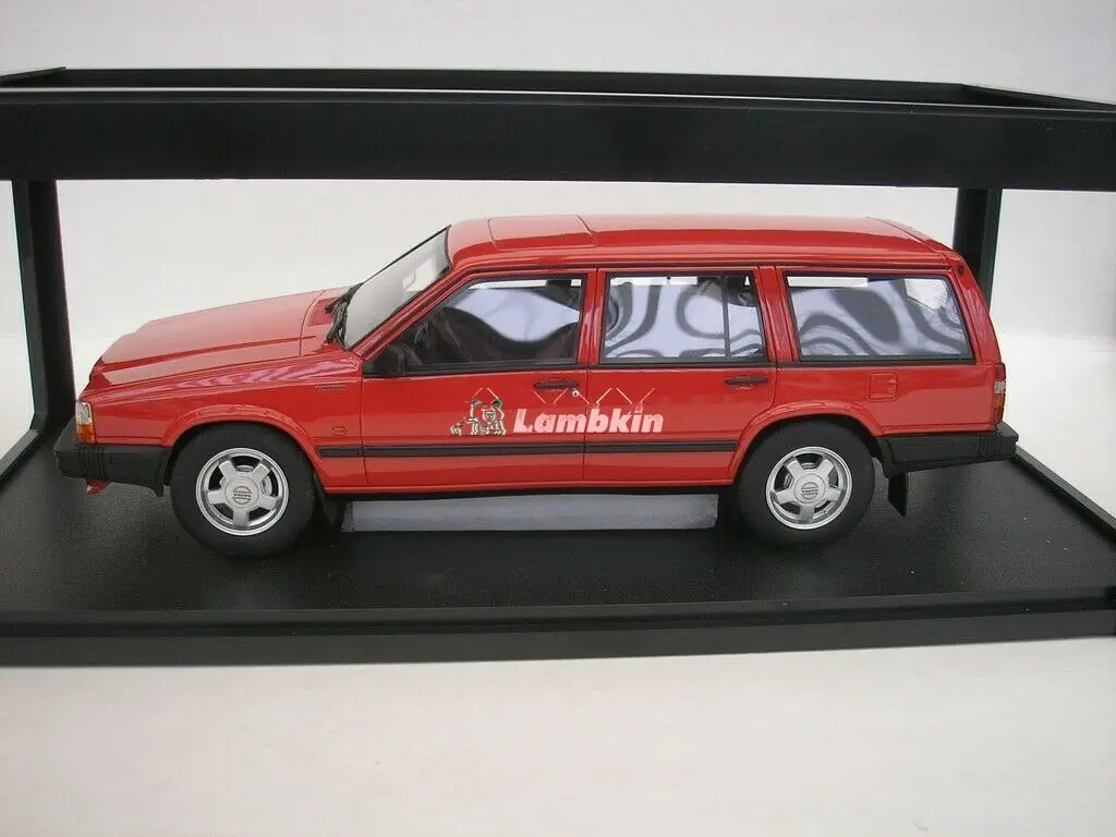 Cult 1:18 For Volvo 740 Turbo Estate 1988 Red Regal Wagon Model Ornament Miniature Classic Car