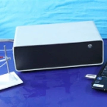 Poste de travail électrochimique, analyseur électrochimique