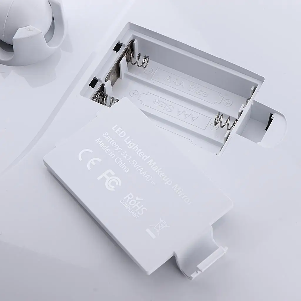 specchio-da-trucco-con-luci-a-led-e-funzione-di-ingrandimento-dotato-di-ventosa-ad-alta-tenuta-per-il-fissaggio-a-parete-ideale-per-il-bagno-e-per-i-viaggi