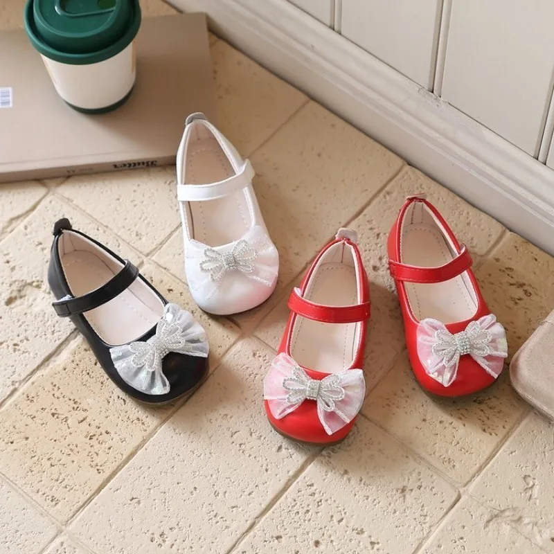 2026 NEW Girls Princess Mary Jane Shoes Toddler Bow Rhinestone Children Leather Shoes Non-slip Soft Sole Kids Dress Flat Shoes
