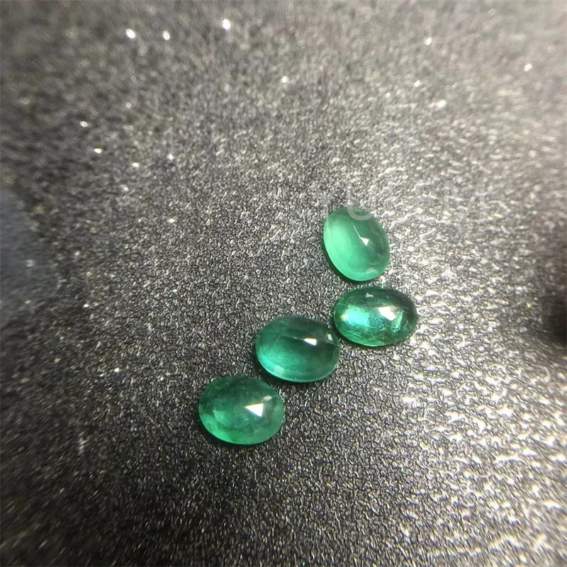 YULEM VVS جودة عالية 4x6 مللي متر و 5x7 مللي متر و 6x8 مللي متر الزمرد الطبيعي للمجوهرات ذاتية الصنع