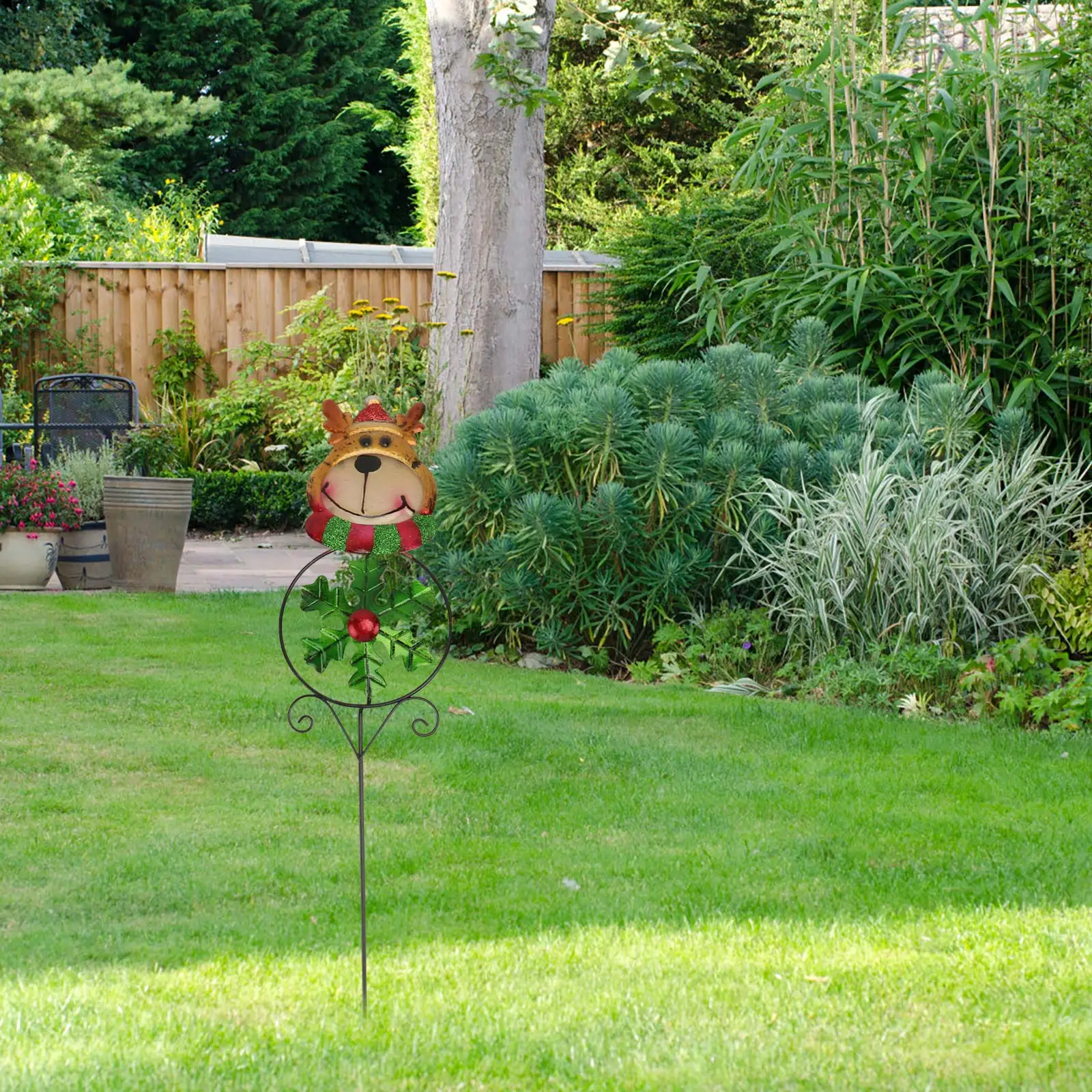 

1Pcs Deer Garden Stake Decorative Iron Windmill Weather Resistant Christmas Yard Decoration for Lawn Flower Bed Festive Layout