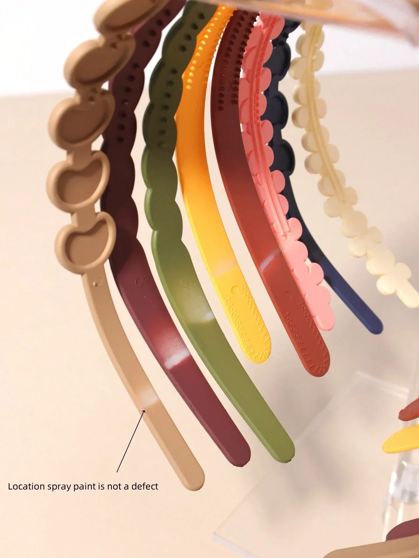 

Women's Plastic Toothed Headbands With Floral Heart Braided Designs Hair Accessories