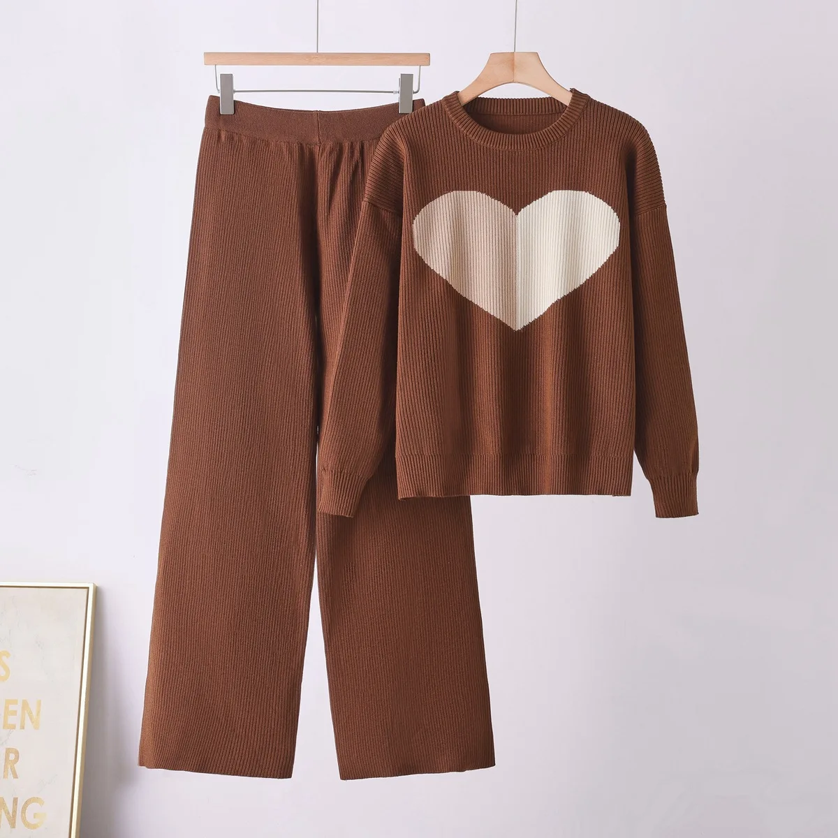 2026 Contrasting Color Love Long-sleeved Jacket Knitted Trousers Knitted Two-piece Set for Women