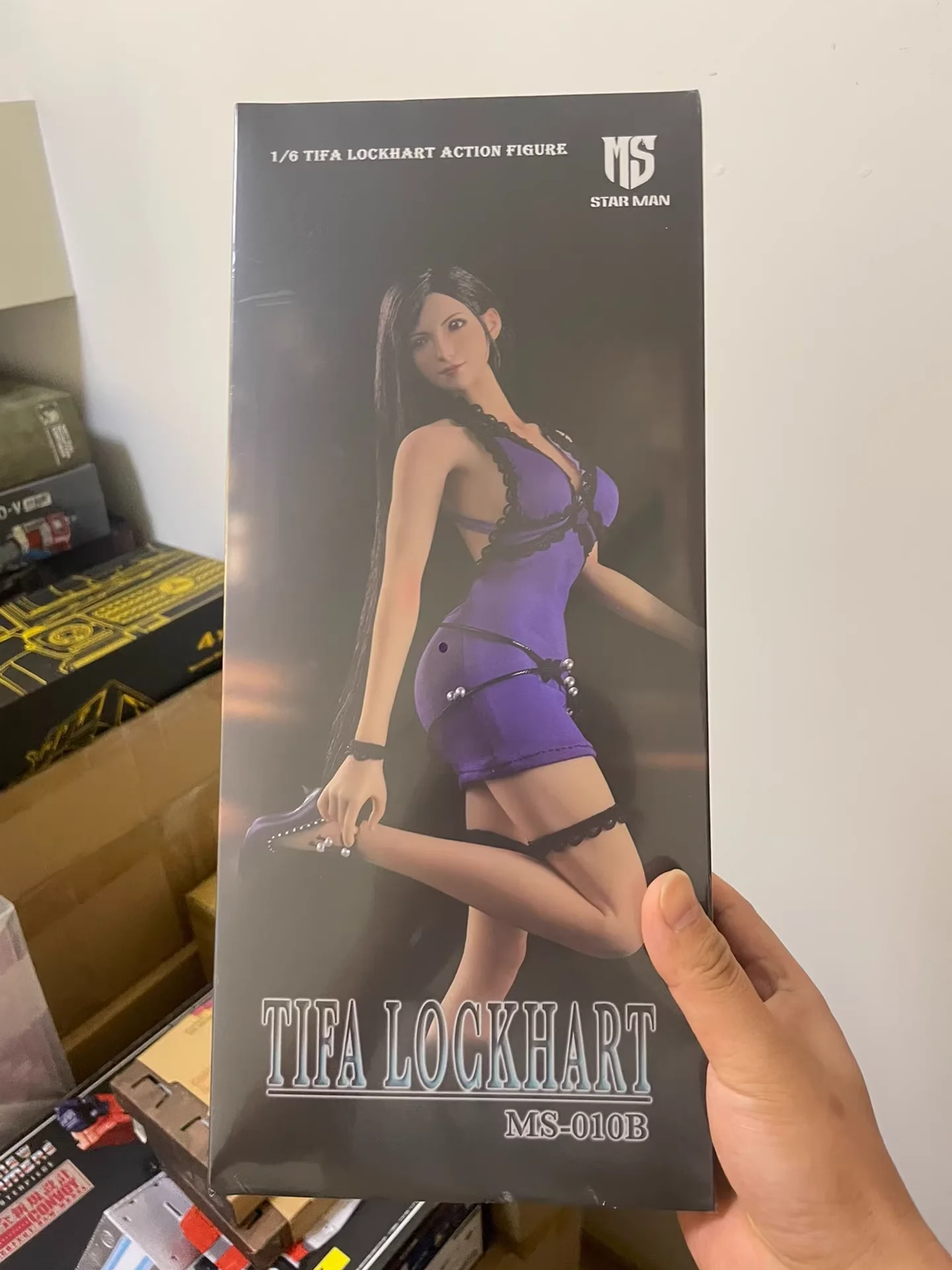 En Stock, modelo de movilidad original STAR MAN Tifa Lockhart