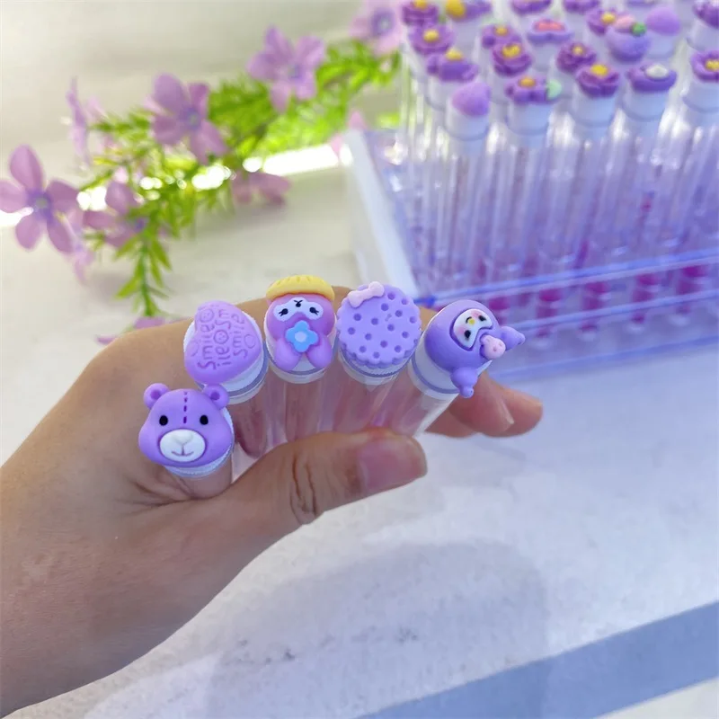 Purple Mini Cartoon Eyelash Brush with Tube Transparent Tube Independent Eyelash Brush Eyelash Beauty Comb (Shipped Randomly)