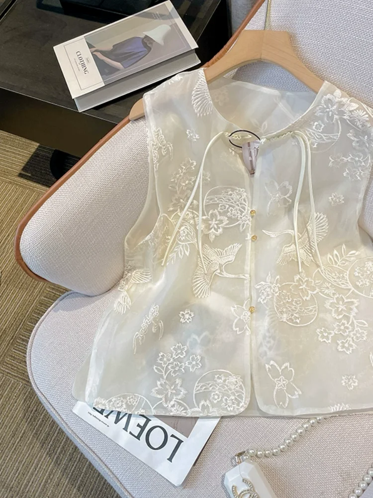 

Новая китайская белая жилетка в национальном стиле 2025 года, летняя, тонкая, с вышивкой, верхняя одежда из органзы, короткий топ