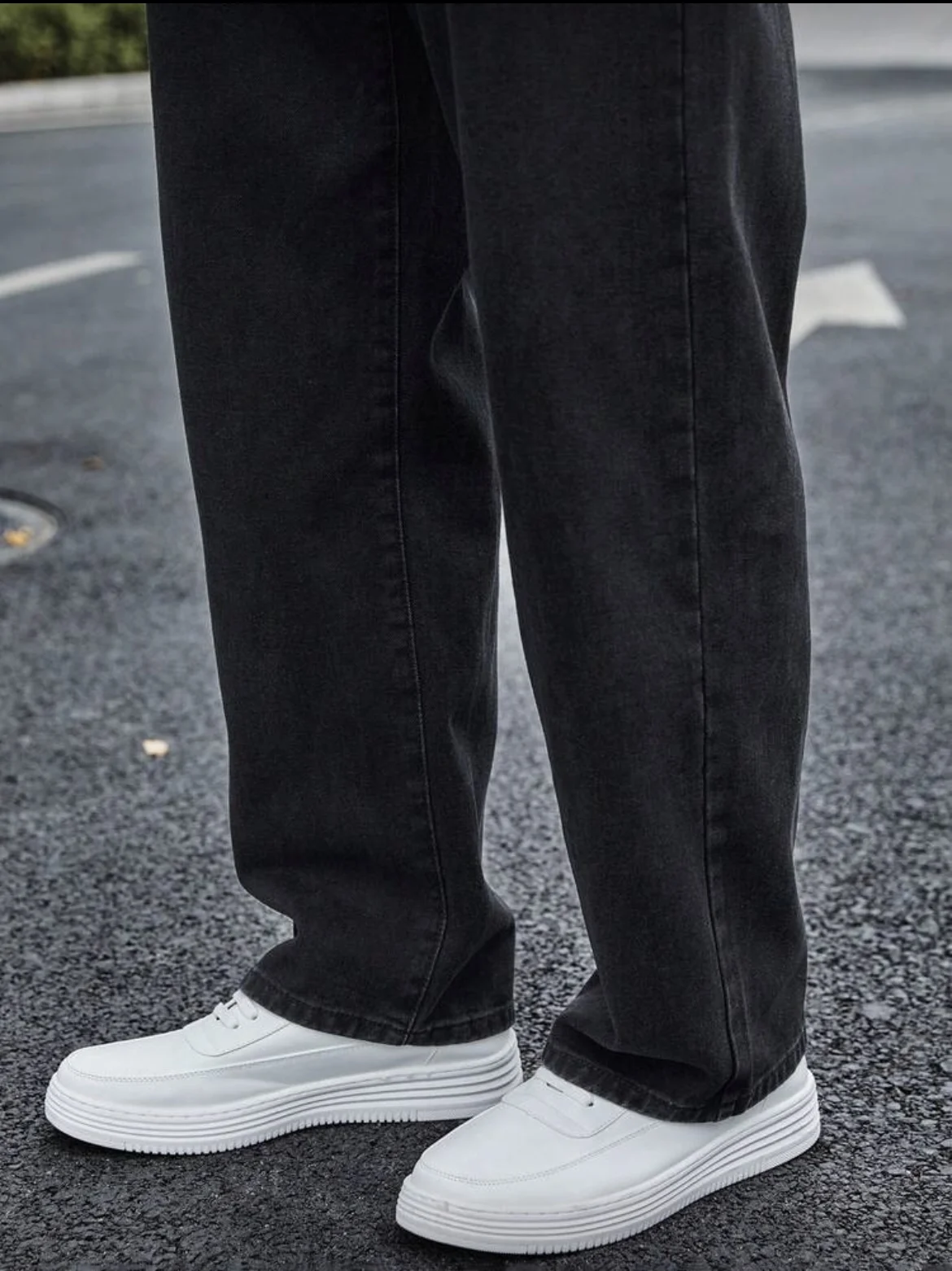 جينز مستقيم للرجال - مقاس مريح مع ثنية رائعة وبطن وتنحيف باللون الرمادي الداكن