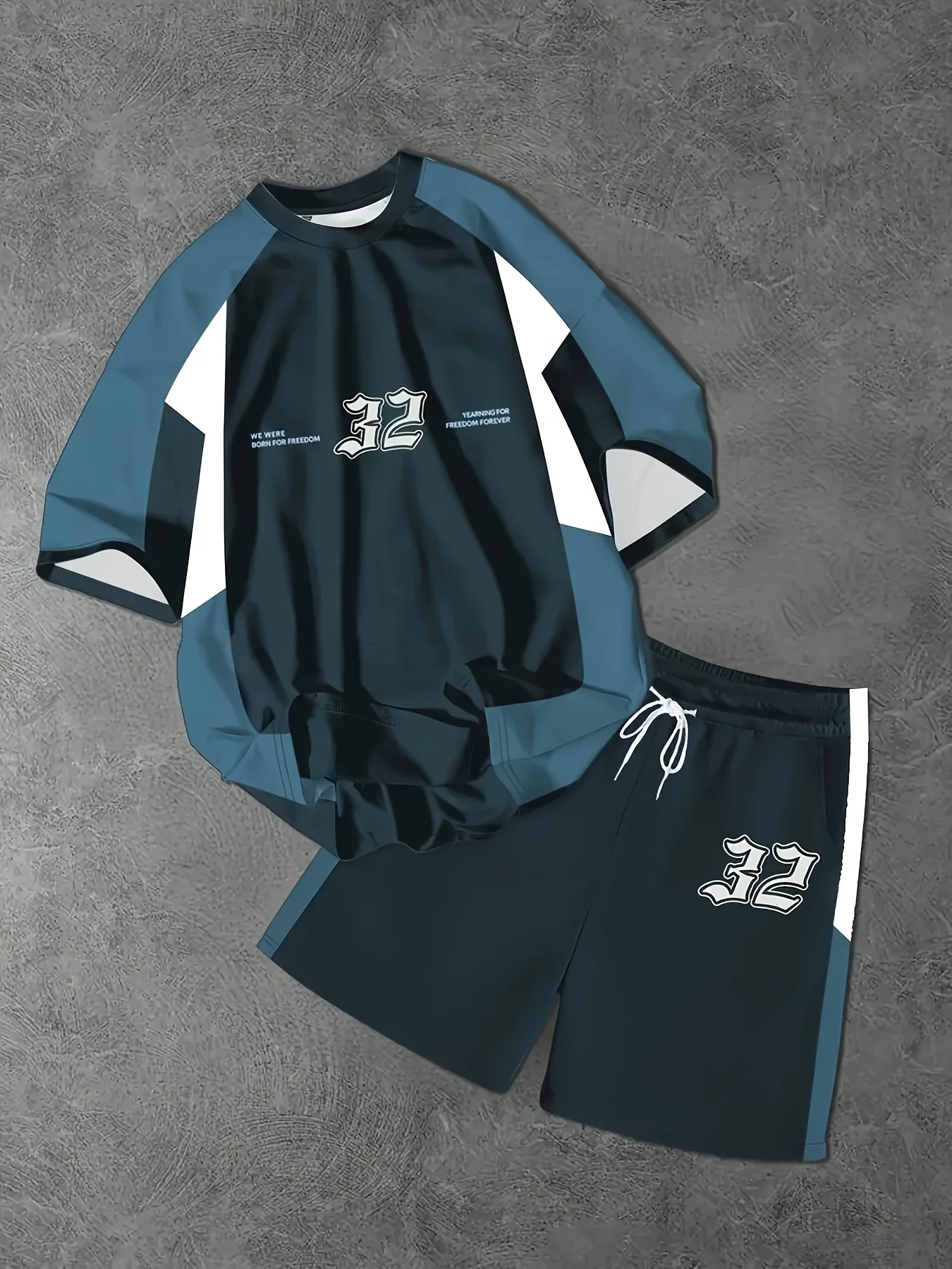 Nuovo abito da uomo estivo 2025: abbigliamento da uomo in poliestere leggero e traspirante stampato in 3D casual e alla moda