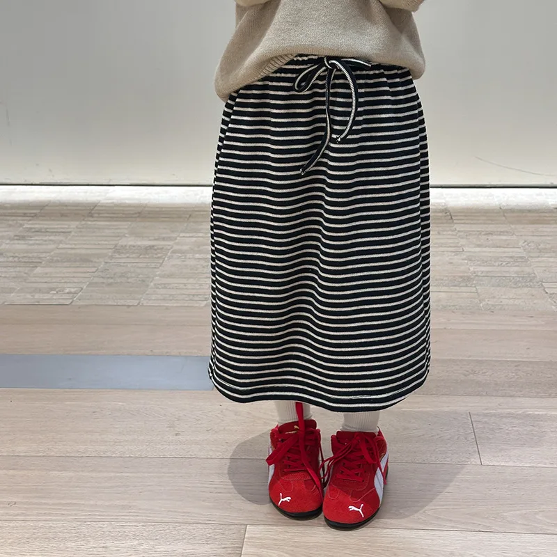 

Children Clothing Girls Skirt 2025 Autumn Korean-style Casual Versatile Stylish Mid-length Striped Girls Casual Loose Skirt