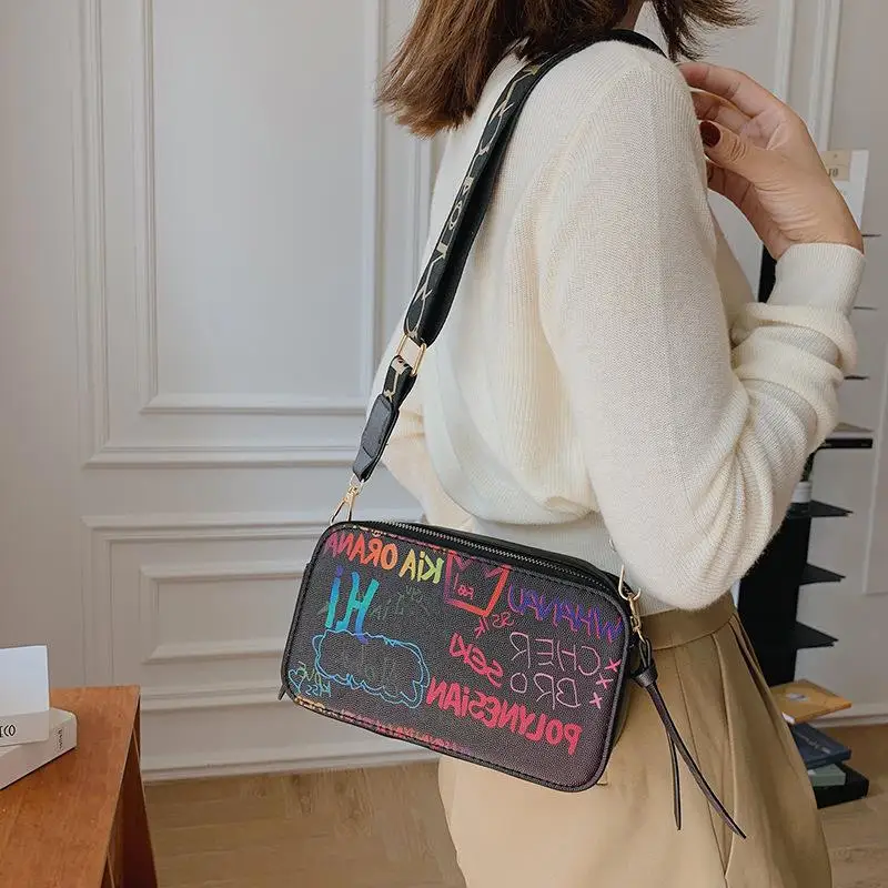 Petits sacs à bandoulière en cuir PU avec lettre graffiti pour femmes, sac initié à la mode, sacs à main de créateurs de luxe, sacs à main pour téléphone portable féminin