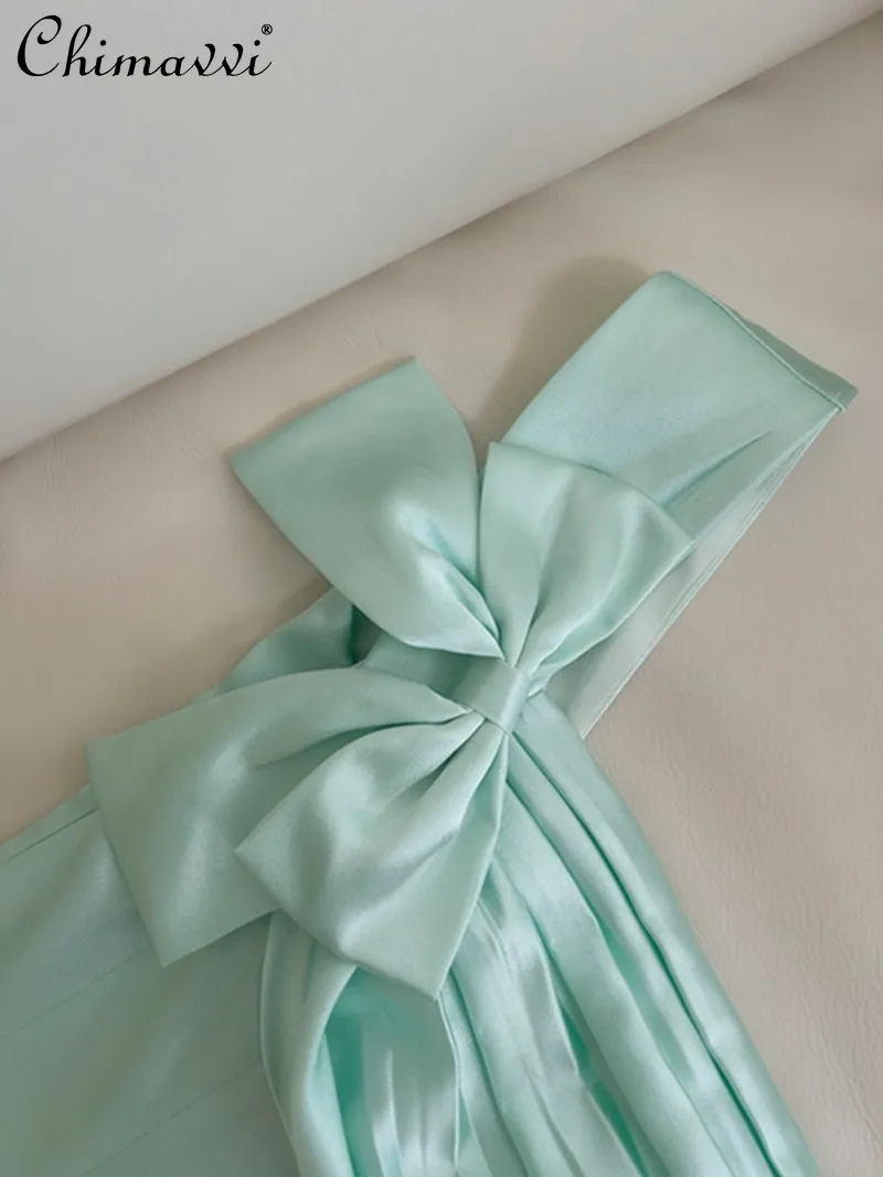 2026 lente en zomer nieuwe high-end vierkante hals strik taille satijnen jurk damesmode stropdas elegante lange feestjurk jurken