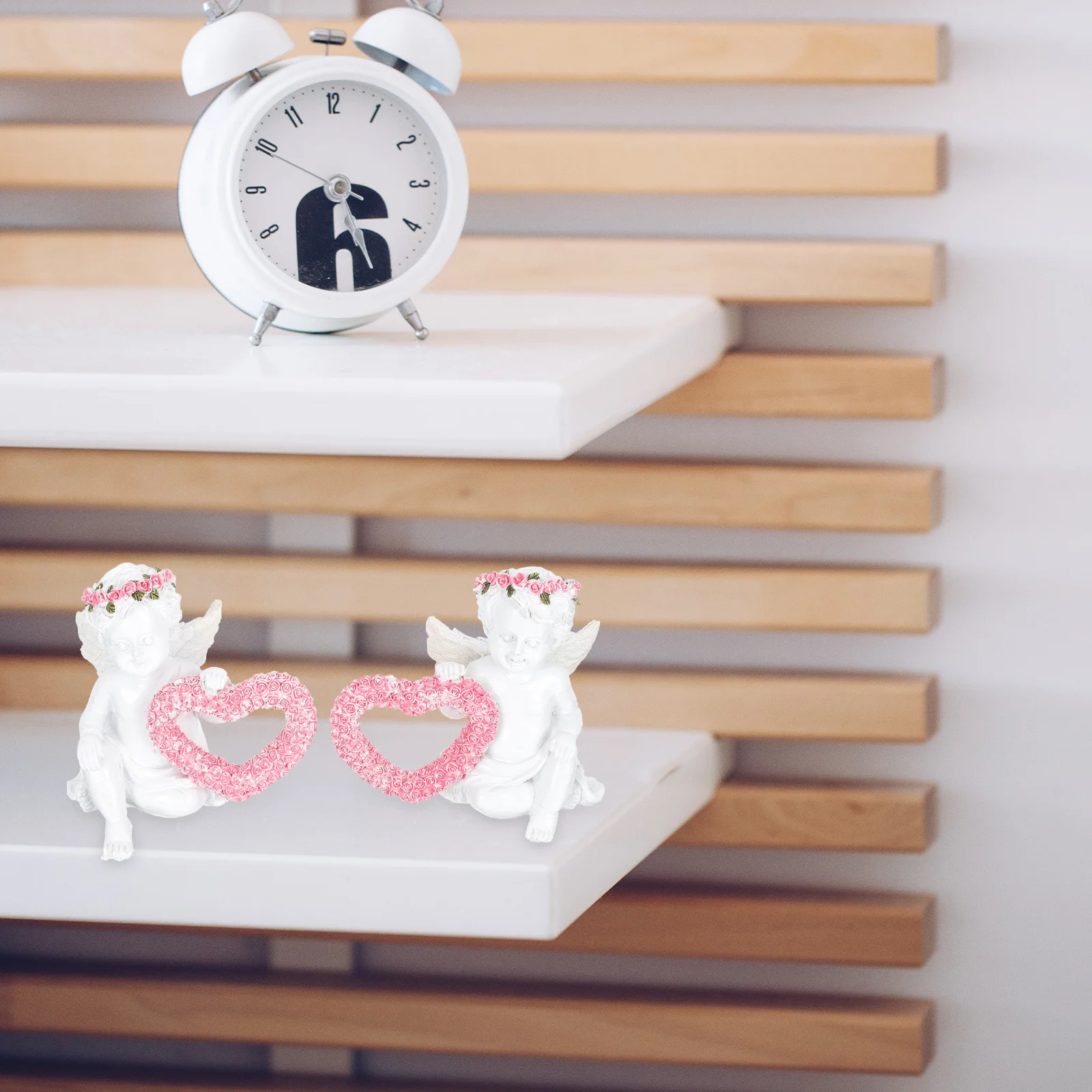 

1Pair Heart Decor Resin Statue for Living Room Bedroom Garden Indoor Outdoor Space Desktop Craft Layout